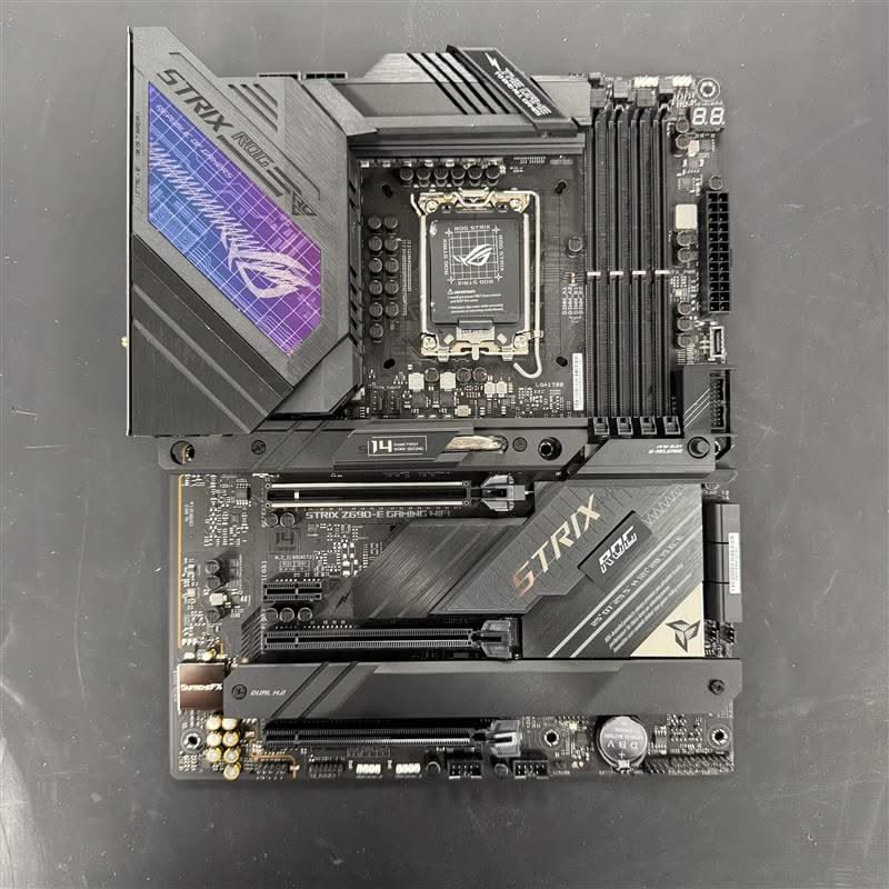 ASUS STRIX Z690-E Gaming WIFI